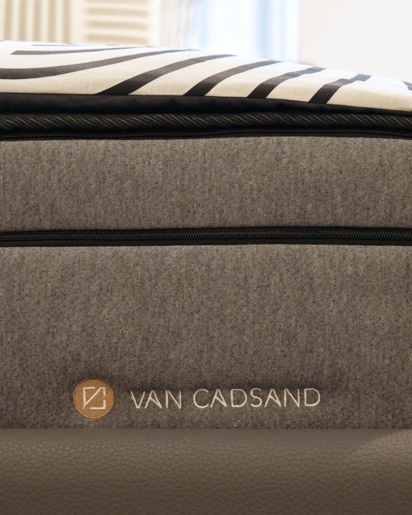 VanCadsand Matras Logo